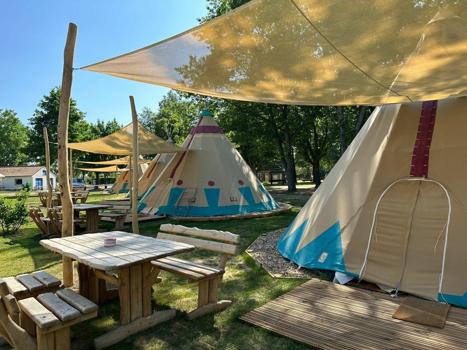 Tipi Illinois Apartment Falkenberg/Elster Exterior photo